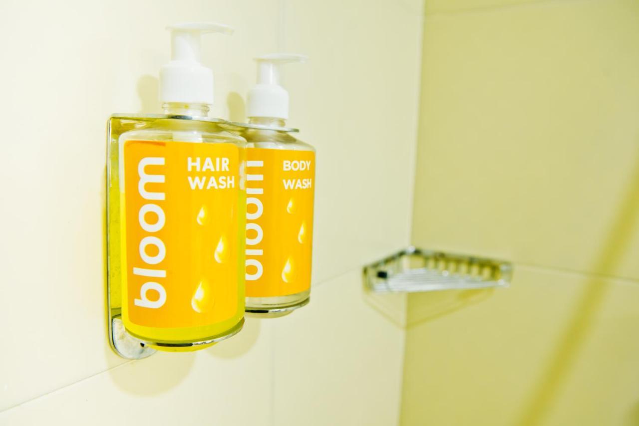 Bloom Hotel - Golf Course Road, Sector 43 Gurgaon Bagian luar foto