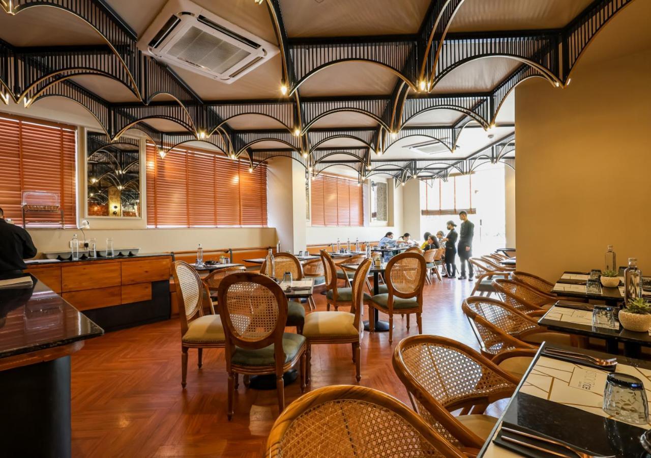 Bloom Hotel - Golf Course Road, Sector 43 Gurgaon Bagian luar foto
